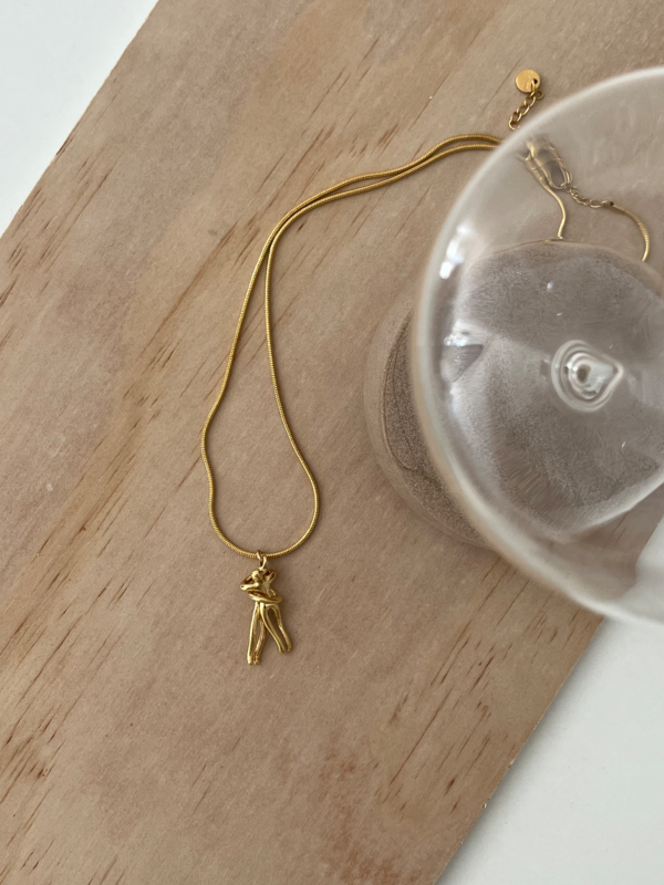 Colar em Aço Abraço