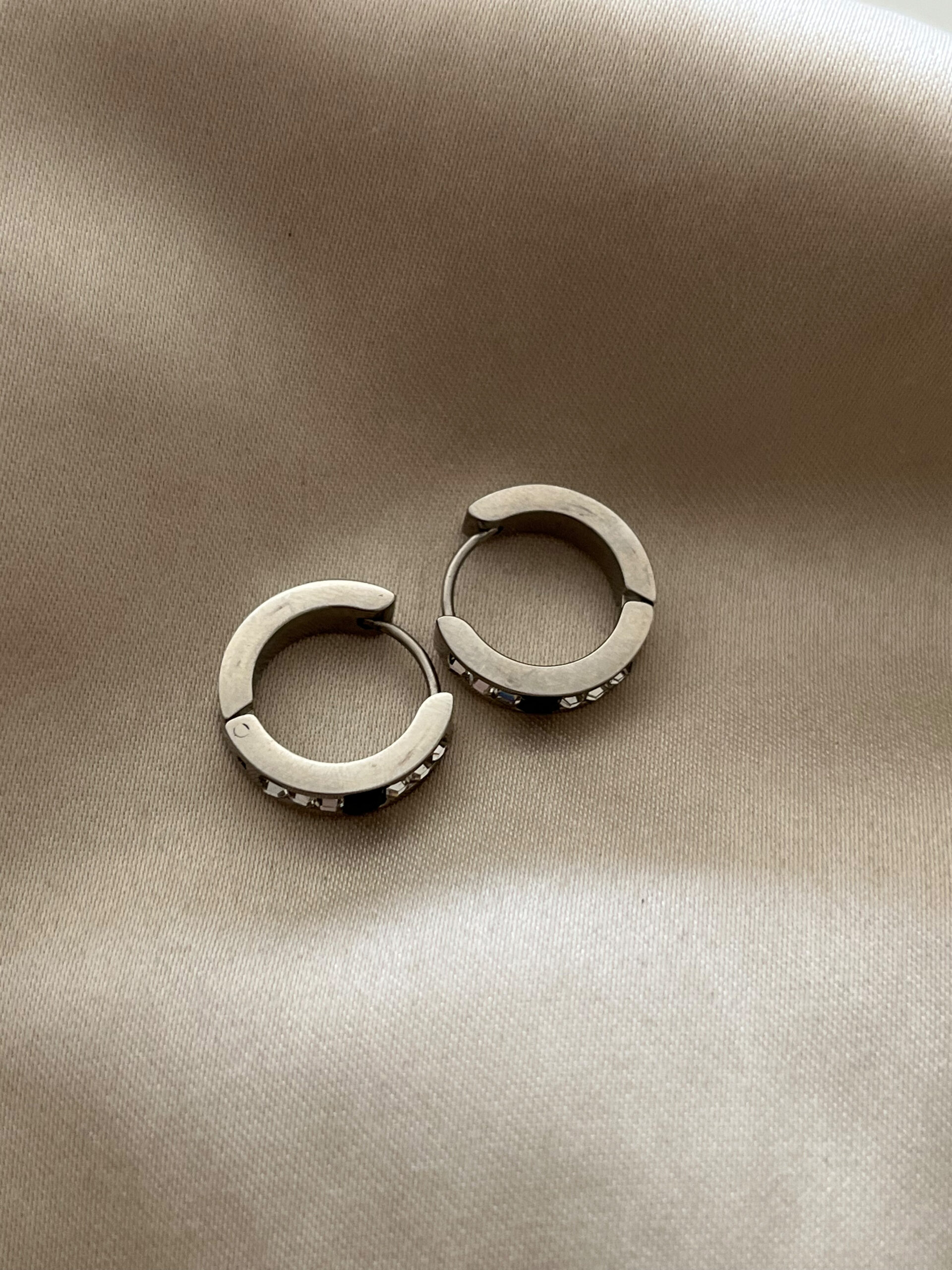 Argolas em Aço Brilhantes